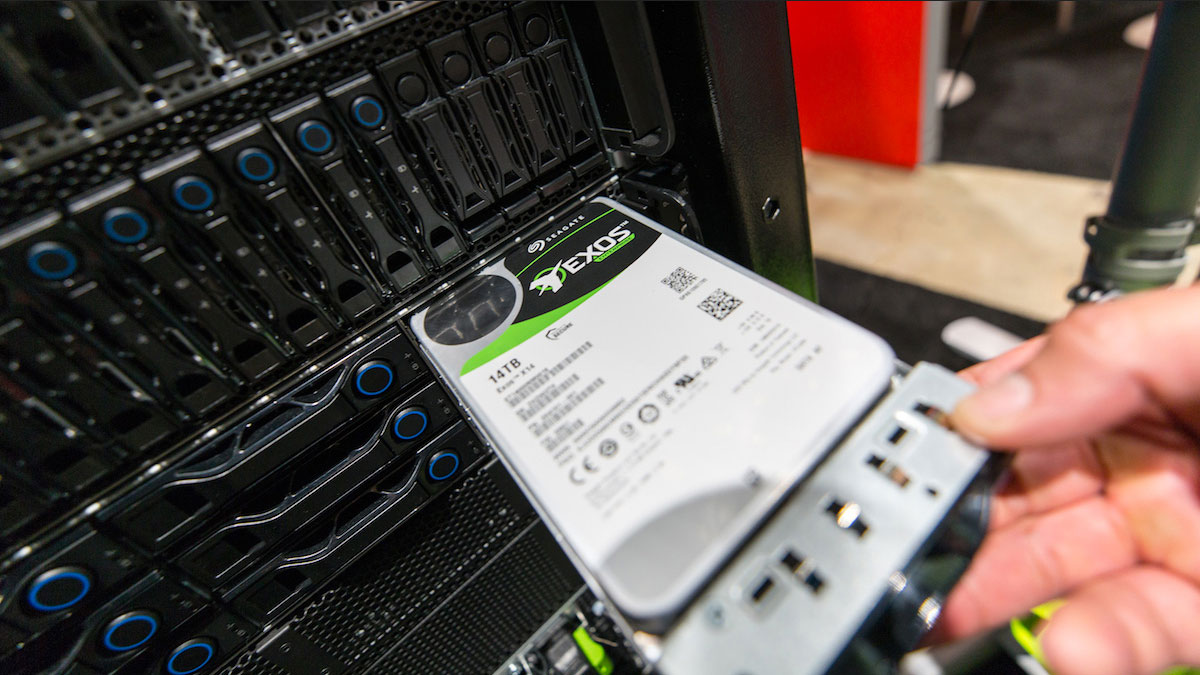 希捷新出机械硬盘堪比固态硬盘,希捷seagate机械硬盘传输速度