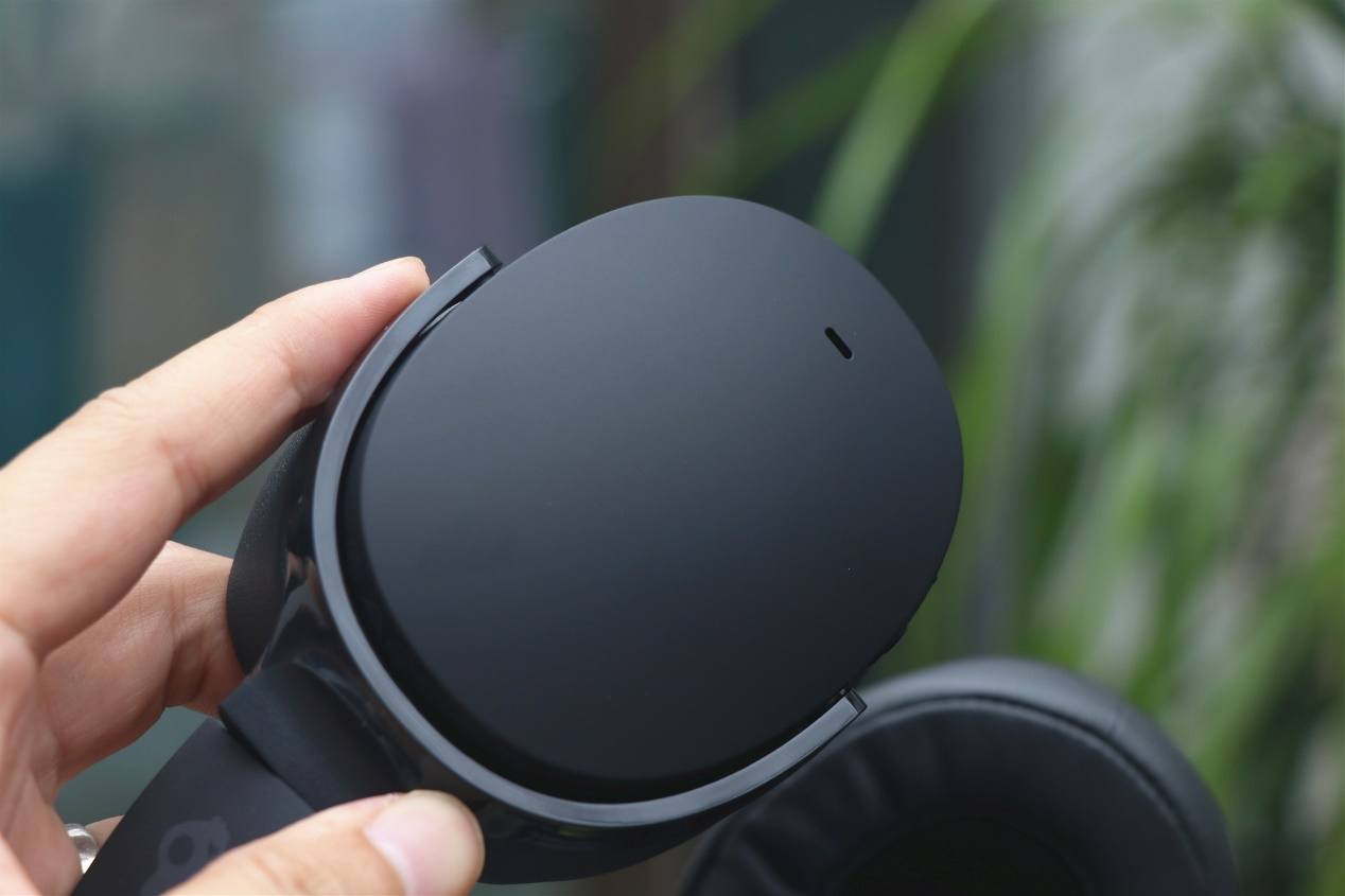 hifi头戴式无线蓝牙耳机推荐,同价位是选耳麦还是入耳式耳机