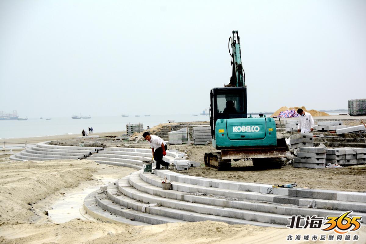 档次提升！北海新“潮”雕初见规模，台阶向海延伸呈现波浪形