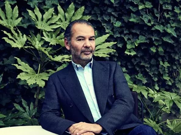 倪妮最近同款羽绒服,倪妮新中式羽绒服穿搭