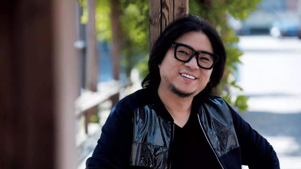 他从清华退学、坐过牢，离过2次婚还被骂感情*子骗**，却让马云赏识