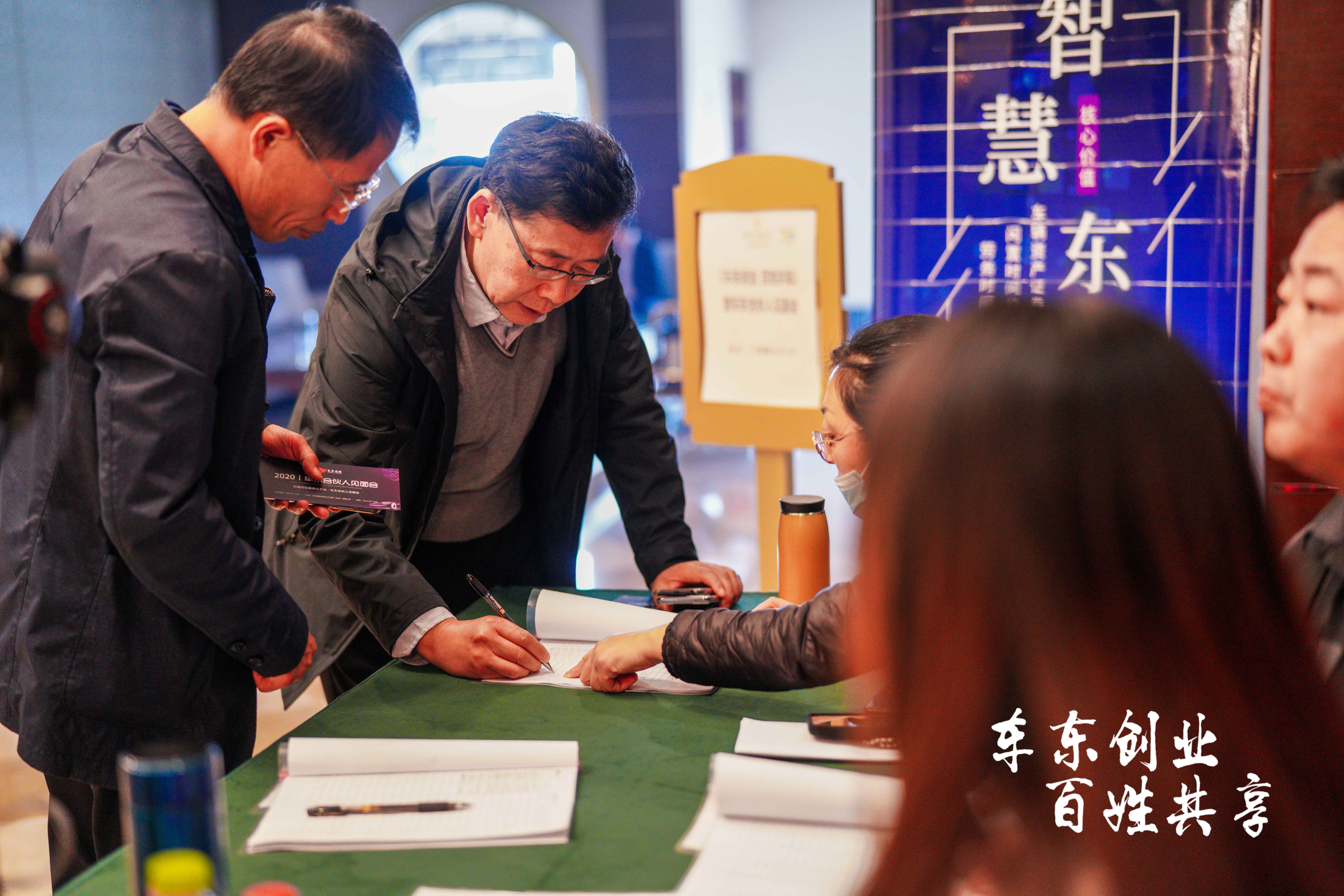 车辆闲置养不起,赚钱自用两不误的新方式