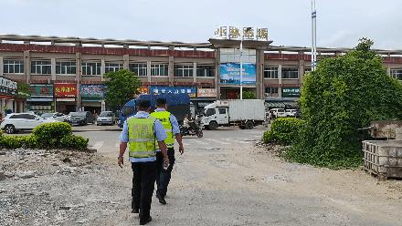 这个“肥仔”，在珠海金湾小林村巡了16年……