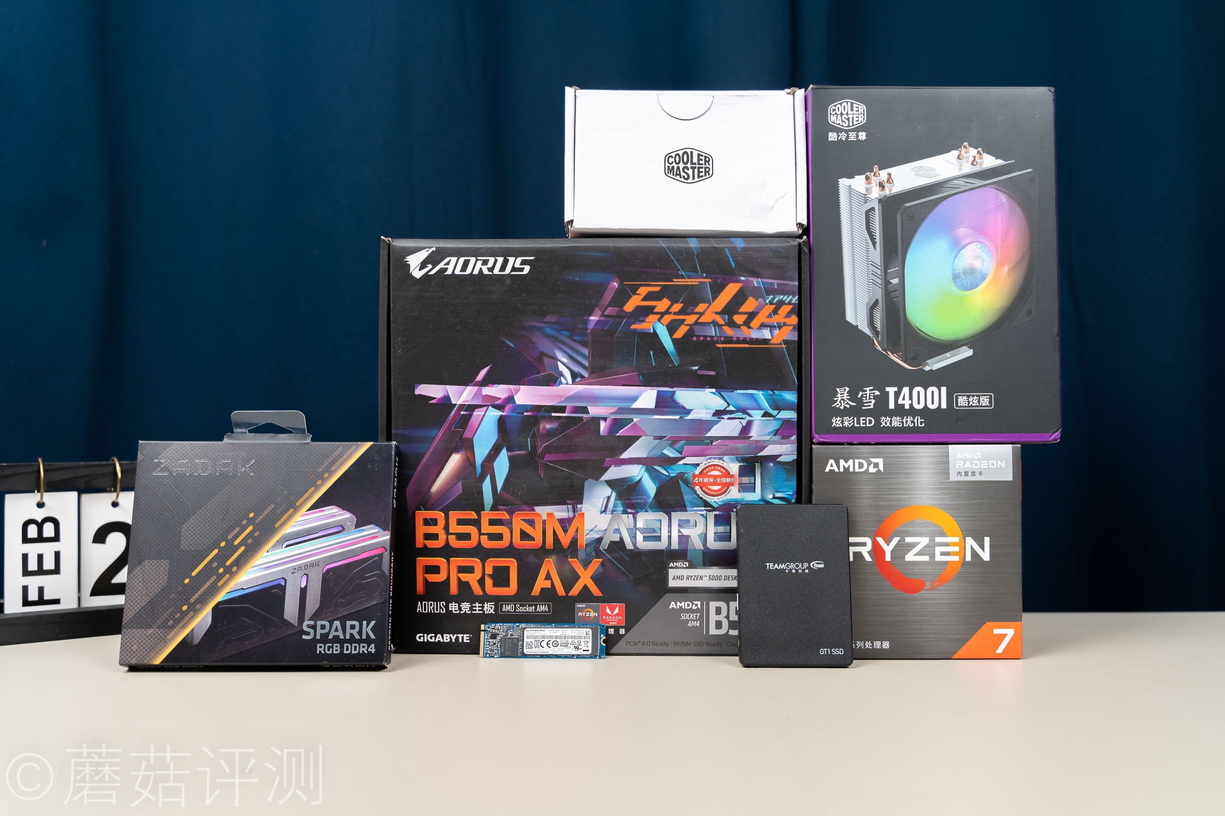 青春回忆系列：期望LPL夺冠，朋友装了台5700G主机玩lol