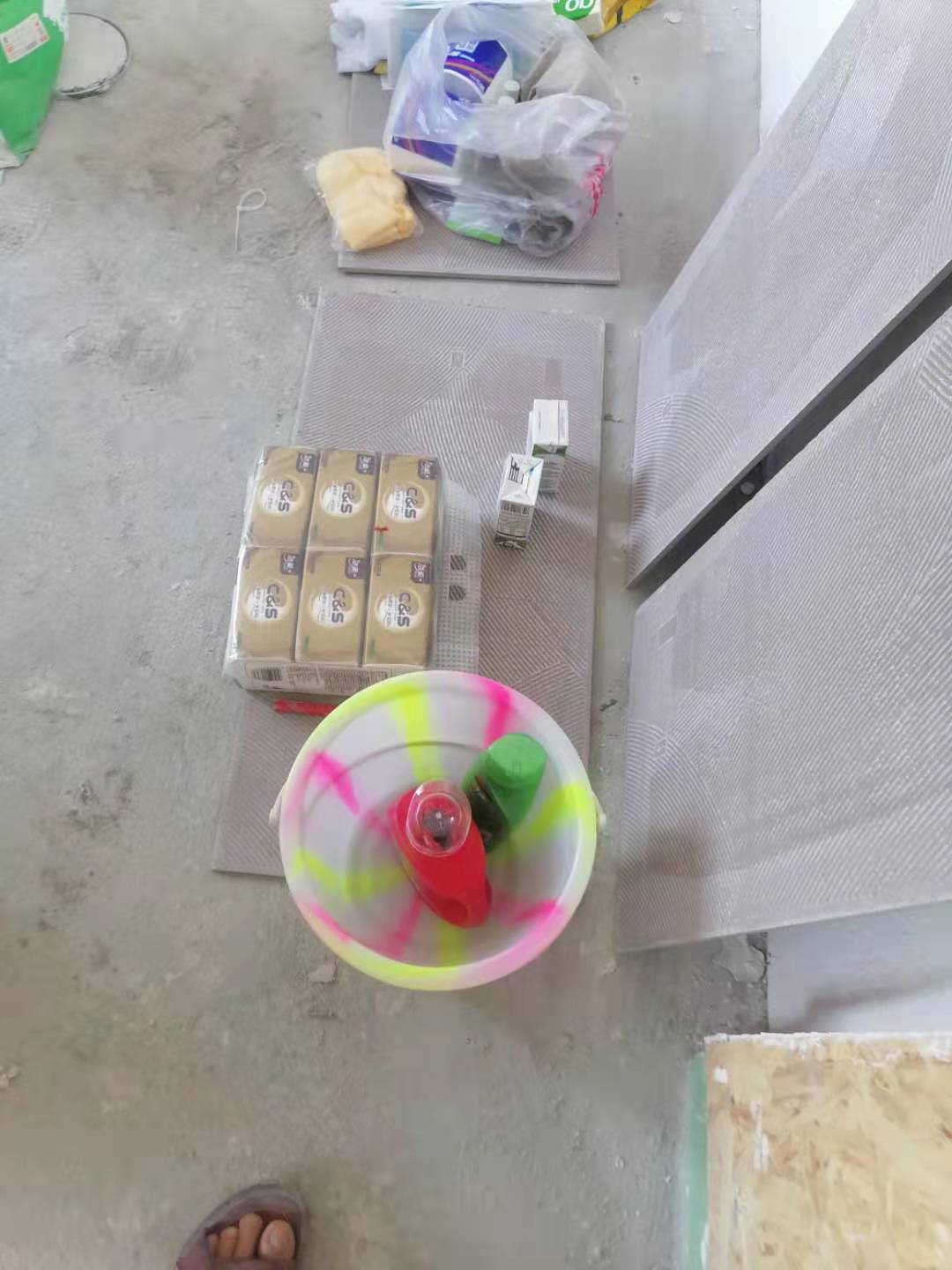 防控疫情一线视频,从一户居民隔离观察看疫情防控