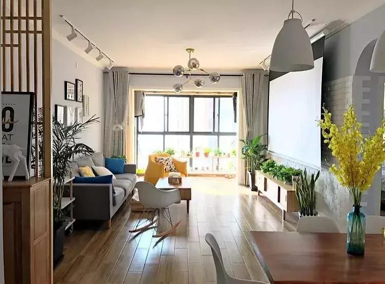 100元打造家庭影院,20-30平米小户型家庭影院