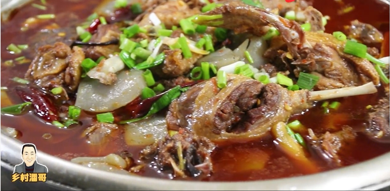 鸭的6种做法鲜香浓郁,手撕鸭麻辣烤鸭制作全过程和配方