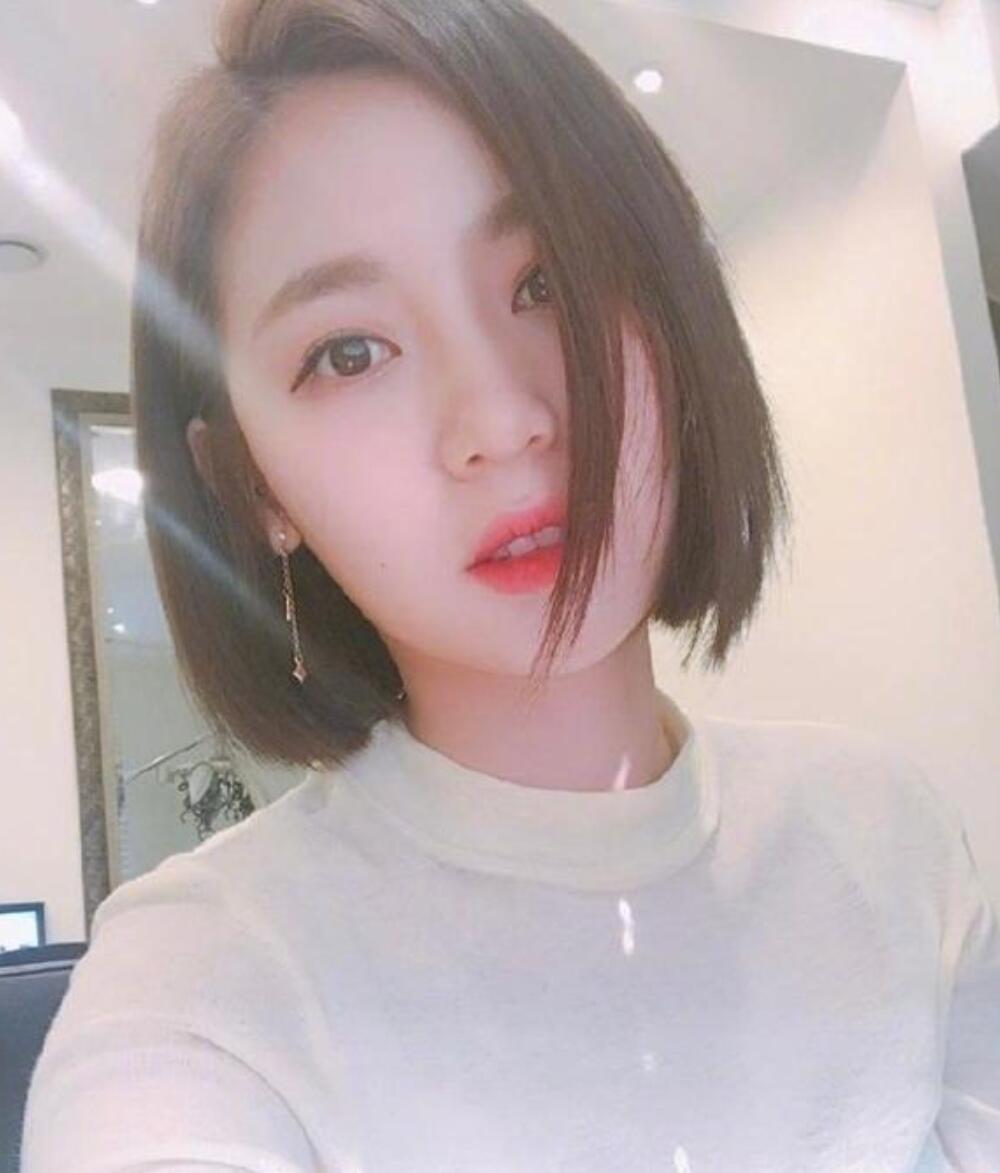 长脸最适合的9款短发女生,45到55岁适合长脸短发发型大全