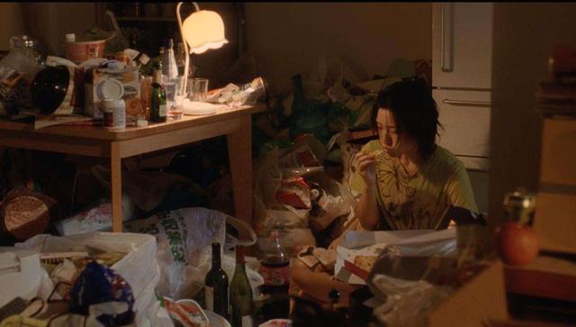 七千万人孤寡独居：有人加入送医收尸互助小组，打卡确认彼此活着