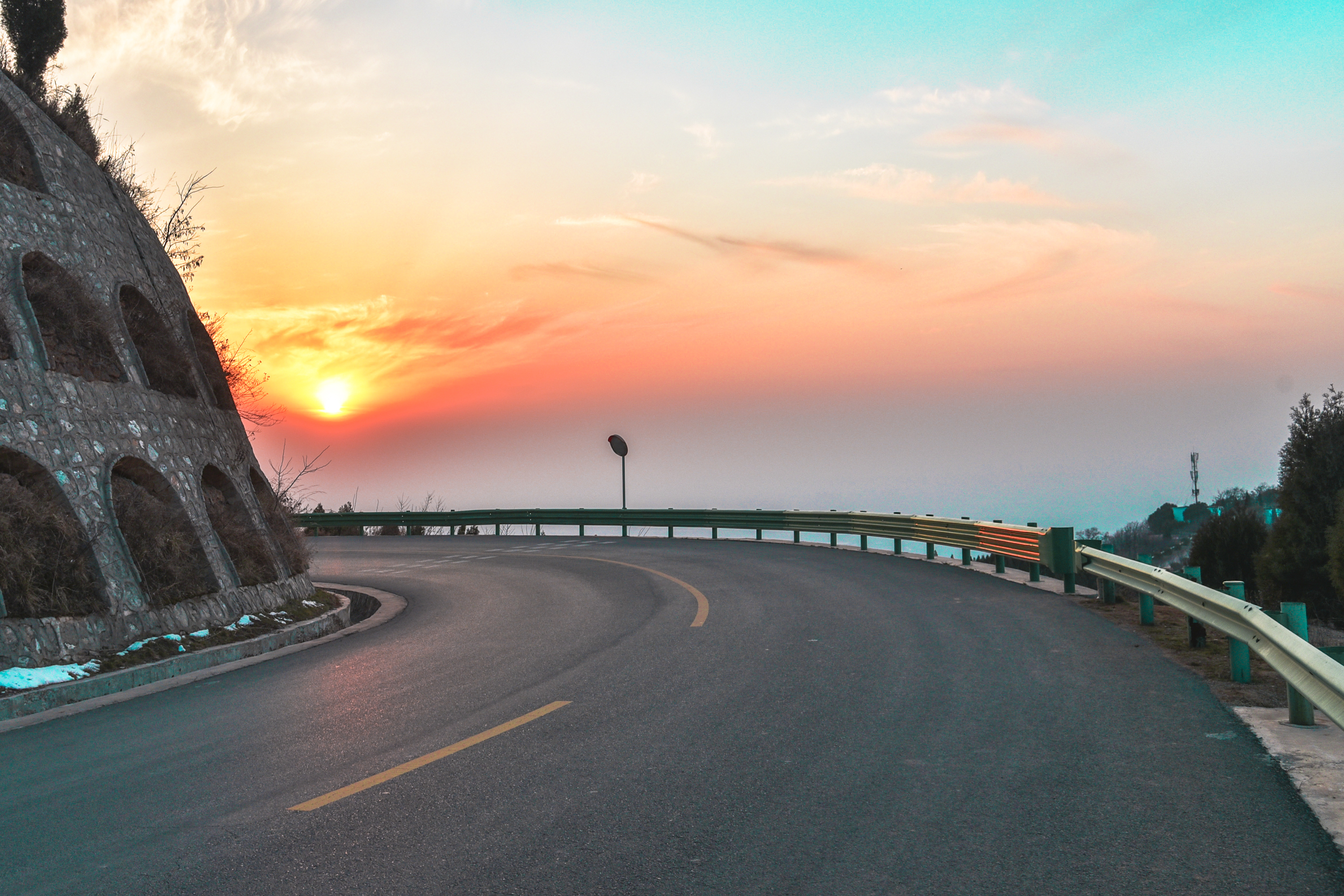 西安市区最漂亮的公路,西安最美盘山公路骊山公路