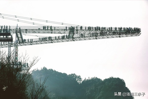 重庆奥陶纪主题乐园真实视频,重庆玻璃栈道奥陶纪