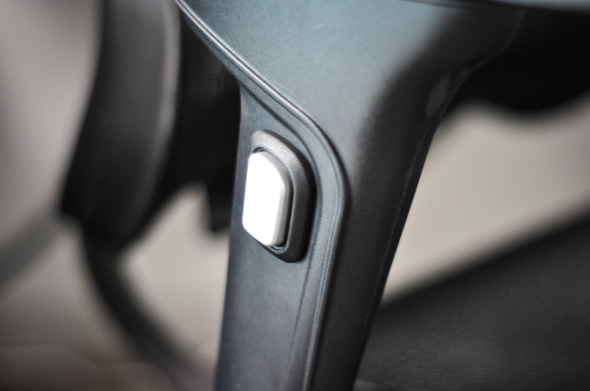 网易严选e1人体工学椅评测,千元性价比人体工学椅