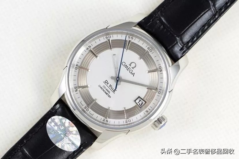 萧邦手表与欧米茄手表哪个品牌好,欧米茄男女手表在瑞士有多少品牌