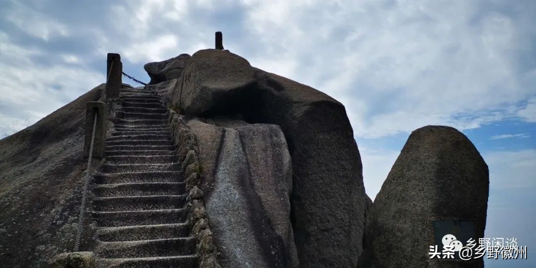 黄山最险道一线天,黄山绝壁天梯