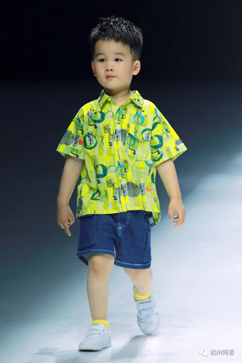 国际时尚周巴黎,时装周秀场