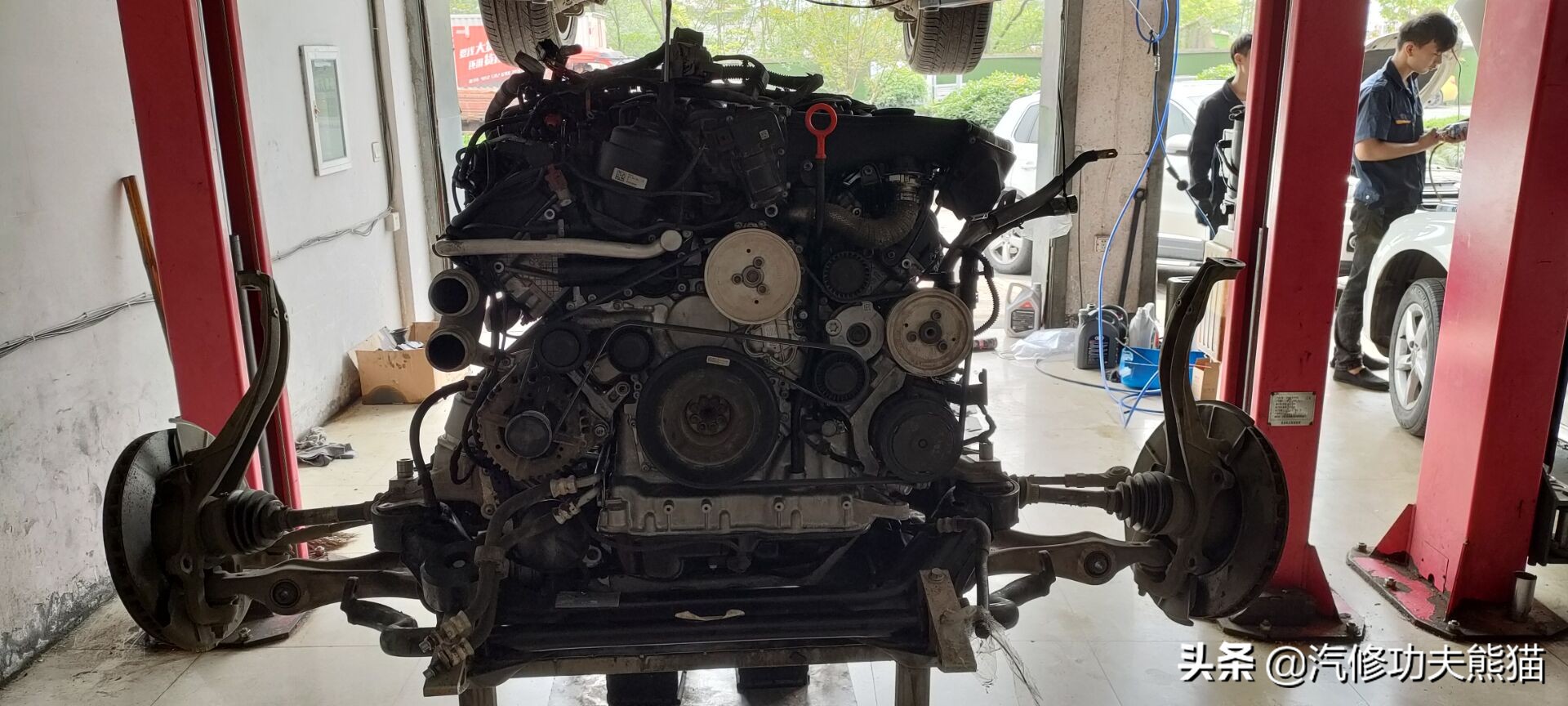 现在最新款的奥迪烧不烧机油,奥迪q7哪年有的柴油