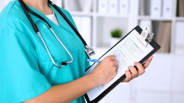 胆囊炎小姐姐为了减肥只吃鸡蛋,结果住进了医院