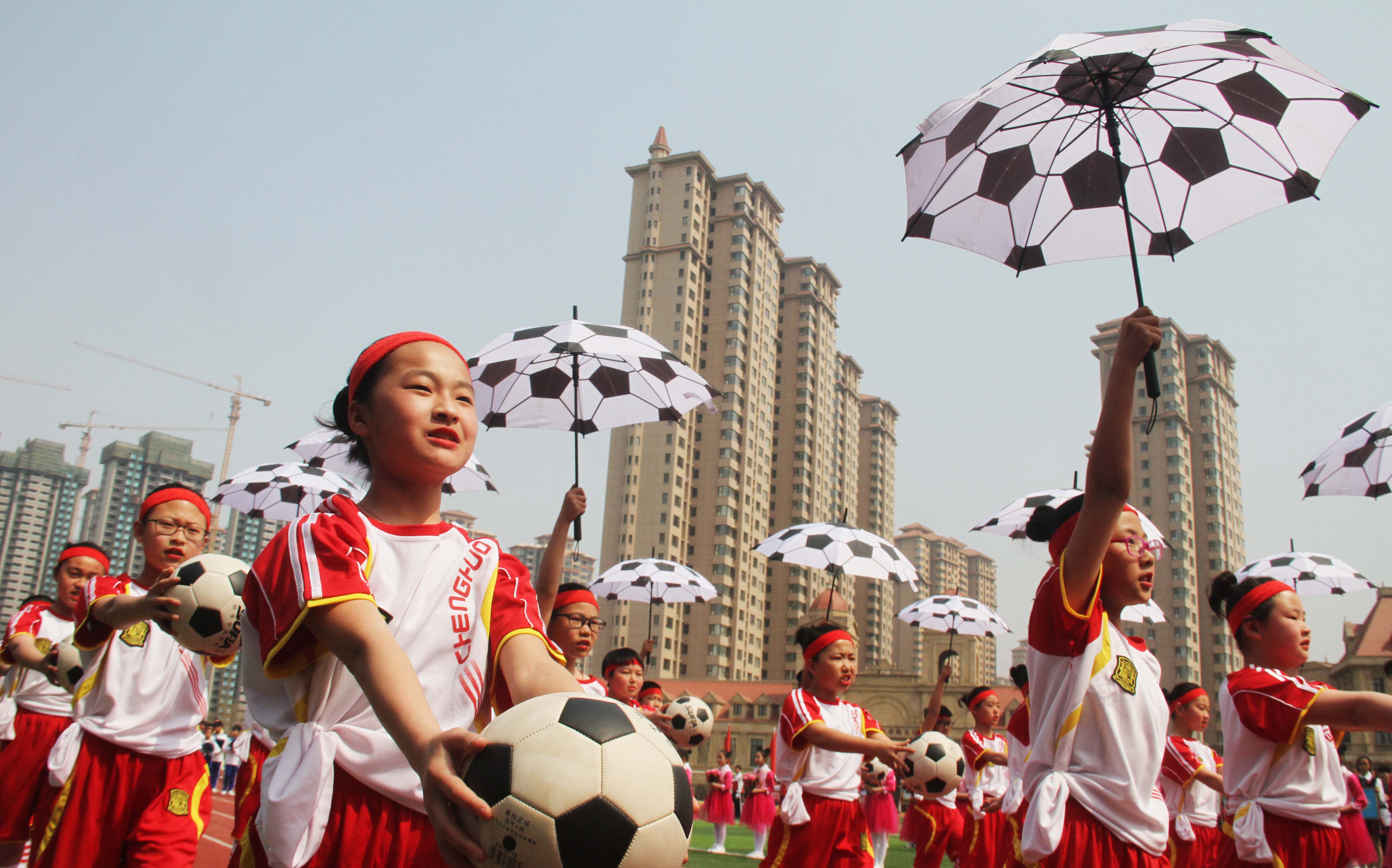 港城师生唱响运动之春序曲