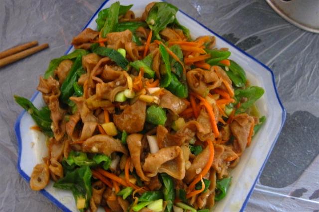 猪大肠怎么炒脆爽,猪大肠炒出来怎么是苦的