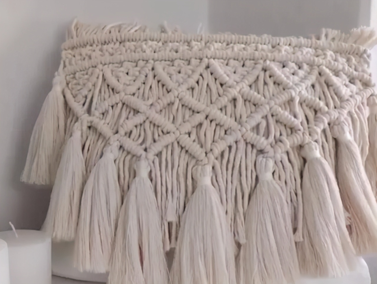 家里旧抱枕，用绳子编个枕套，让你一抱上，就不想放下来！附教程