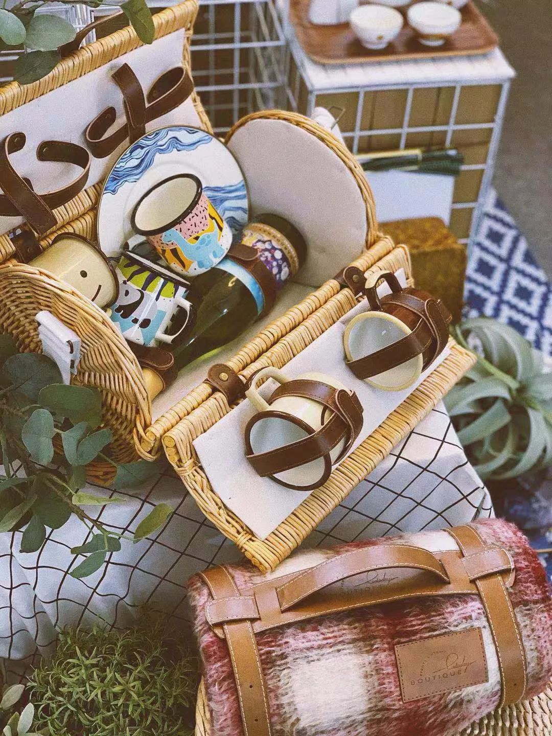 英国这个美食荒漠上，下午茶是棵仙人掌