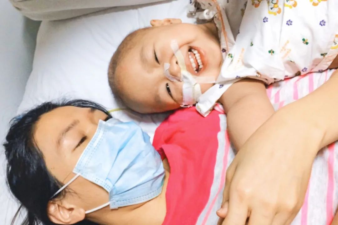 一对亚洲科学家夫妻，冷冻2岁女儿的大脑：希望未来还能见她一面