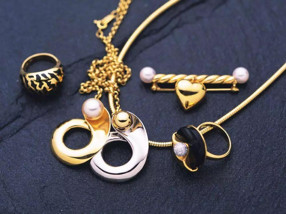 购买珠宝首饰可以选择哪些材质,高级珠宝首饰材料有哪些种类