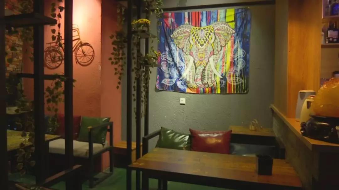 探寻银杏广场美食街，快带上你的味蕾加入我们吧！！