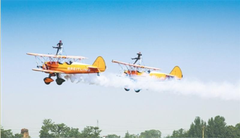 濂嬭繘鍦ㄥ叏闈㈠缓鎴愬皬搴风ぞ浼氬緛绋嬩笂,濂嬭繘鍩庡競寤鸿