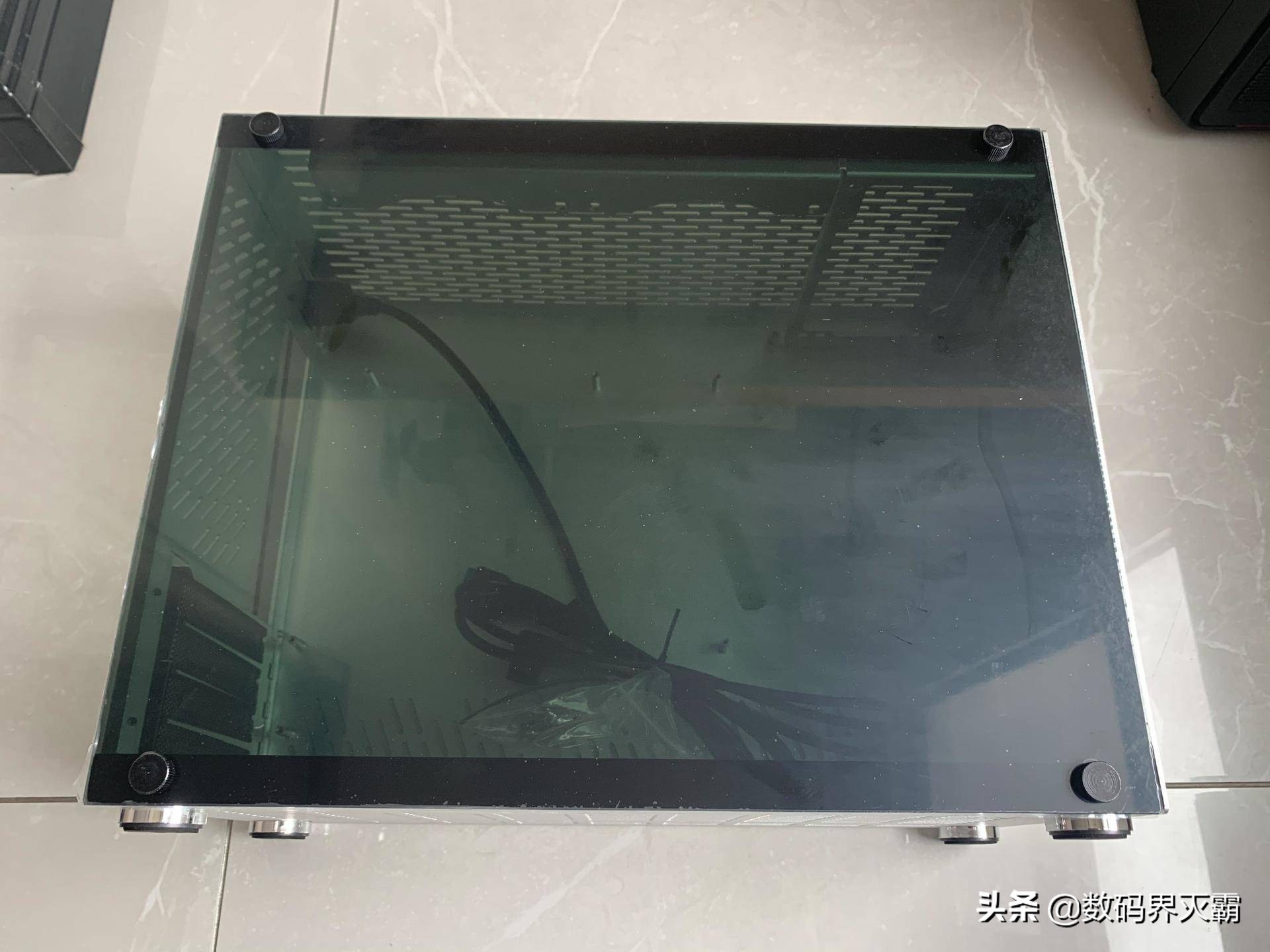 电脑小白穷折腾,我需要一台小机箱,雷匠,Rayarti-M3机箱使用分享