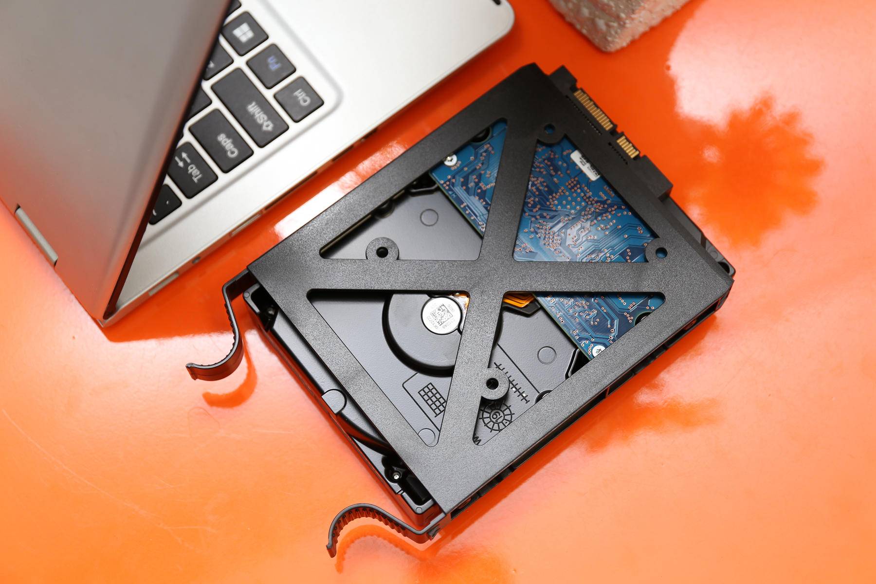 机械硬盘东芝p300与西数哪个好呀,东芝机械硬盘p300评测