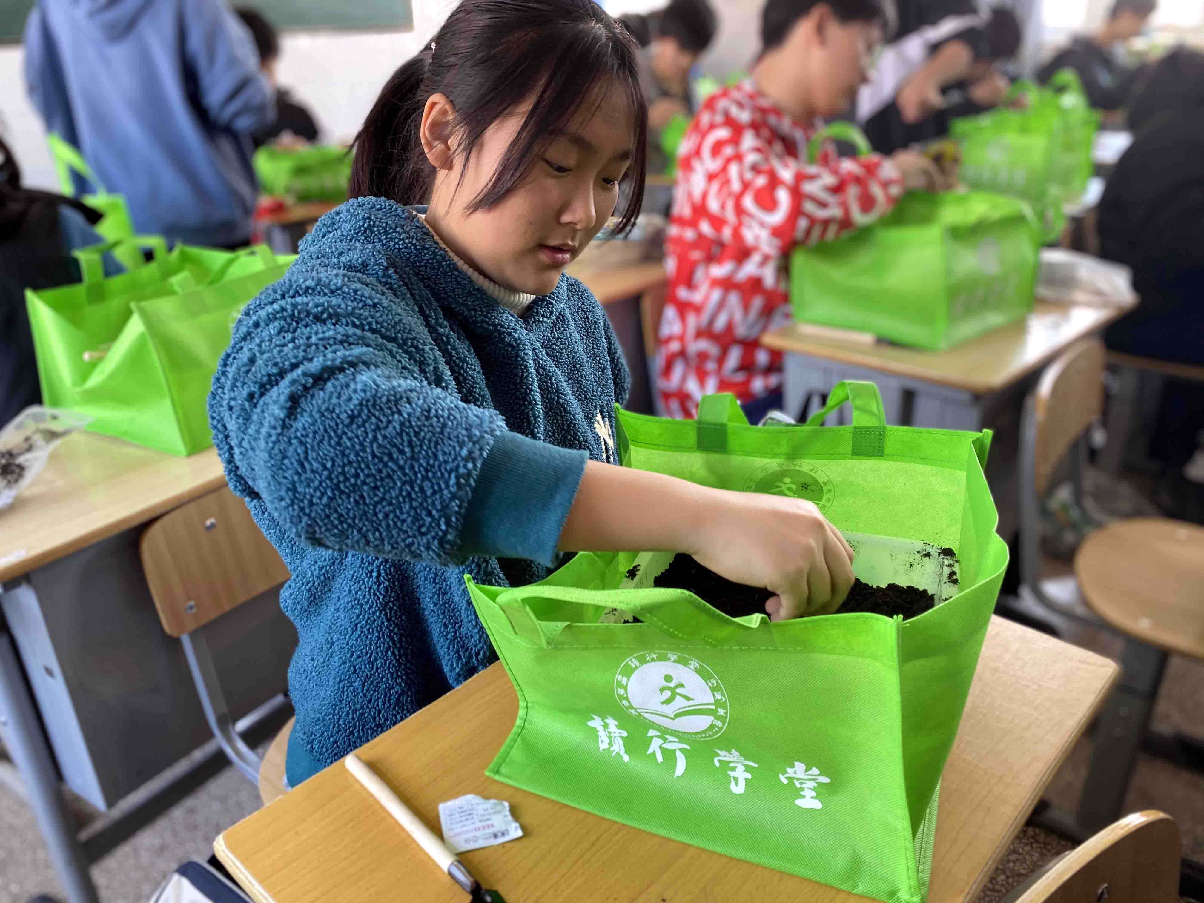 苏州市吴中区迎春中学：中草药文化进校园感受传统文化魅力