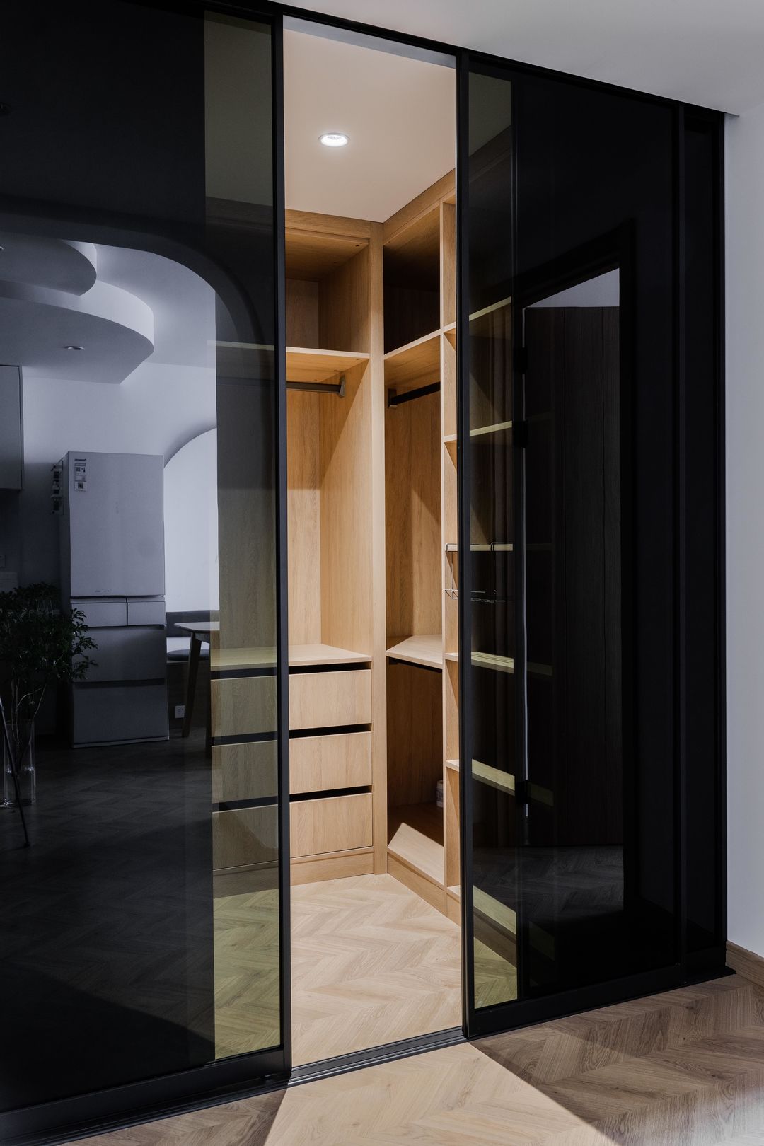 花5万买的老房子翻新改造,夫妻买老房子装修改造