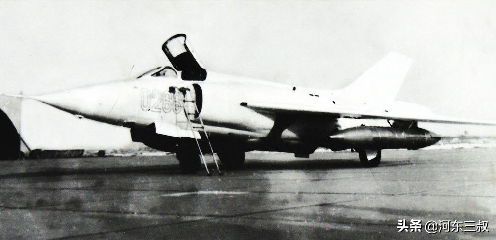 强5挂载狂飙一号炸弹,强五战机携狂飙一号单程突击