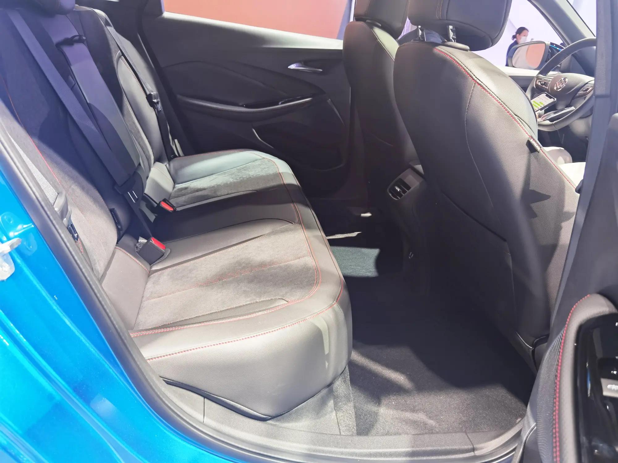 别克威朗progs图片,威朗pro2022款是几缸