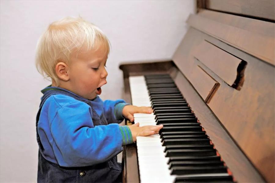 宝宝脾气大该怎么教育,宝宝性子急家长如何正确引导