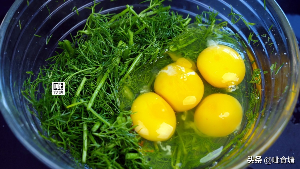 茴香鸡蛋馅饺子老东北美食,最好吃的茴香馅儿鸡蛋饺子