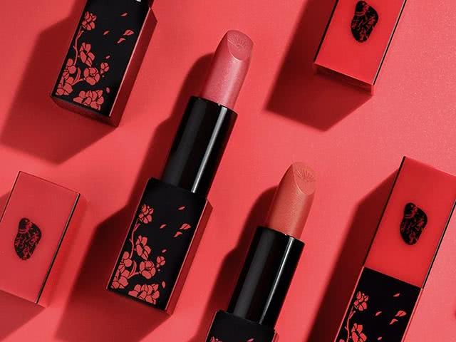 金属质感口红,涂出来是金色的闪耀口红