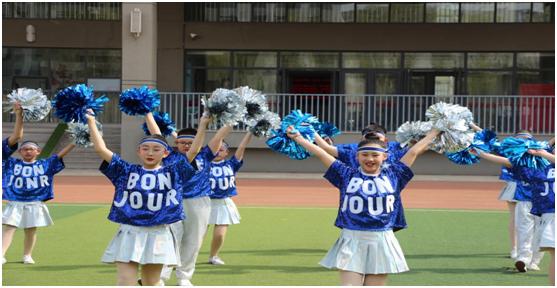 东风路小学的啦啦操,河南省东风路小学啦啦操