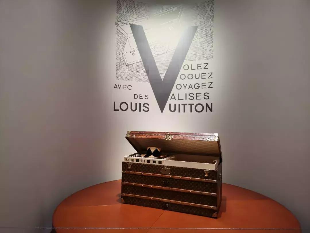 大饼的穿搭,大饼脸女生穿搭