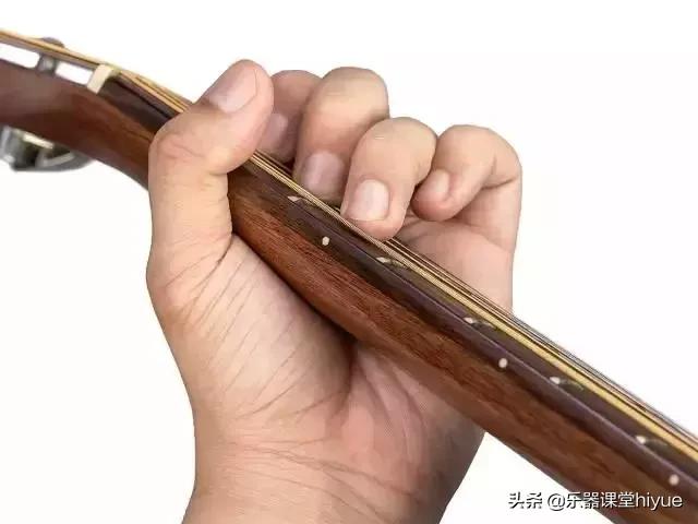 四个最基础的和弦教你,电子琴左手和弦入门简单易懂曲谱