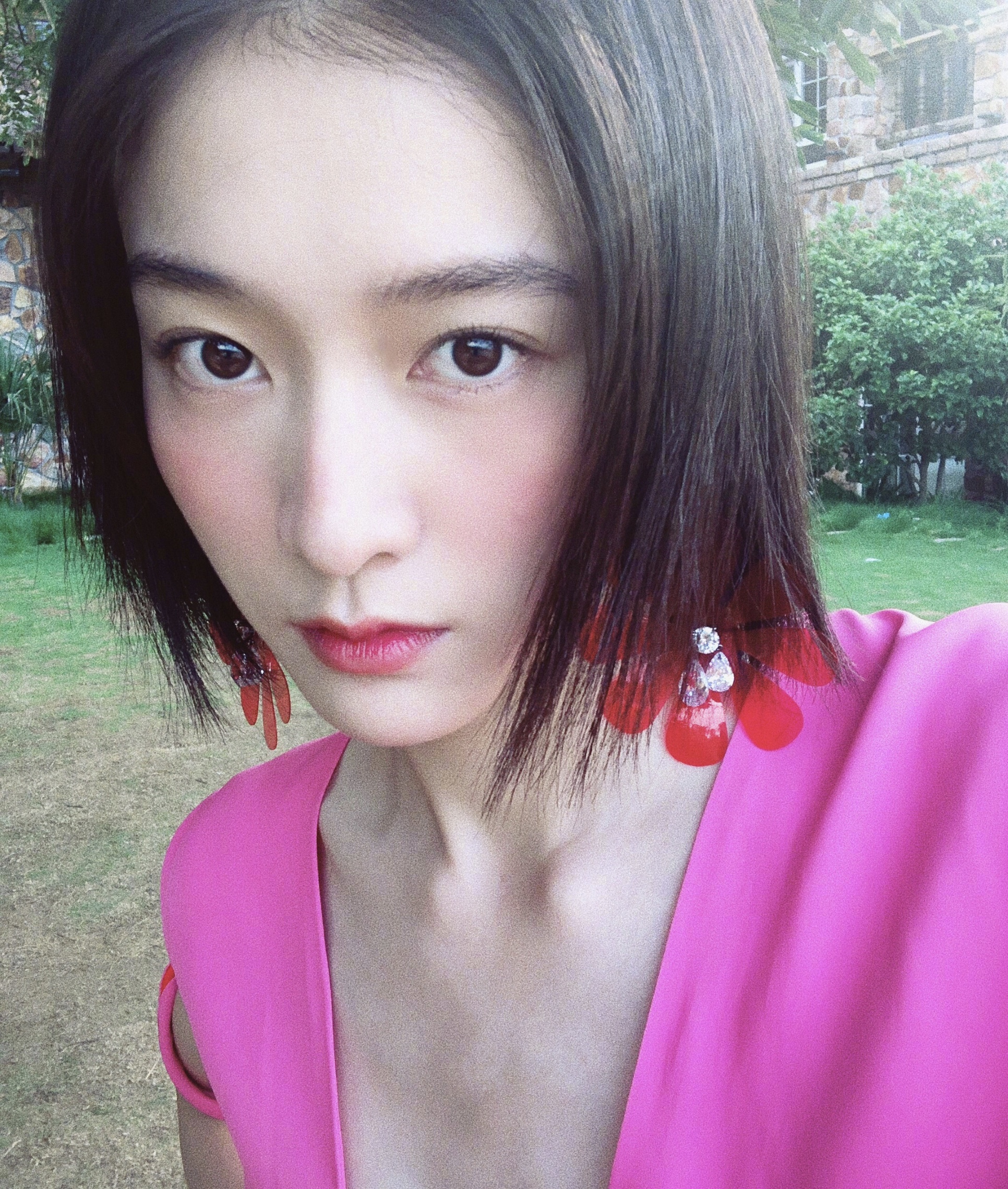 娜扎整牙后的样子,娜扎整牙前照片