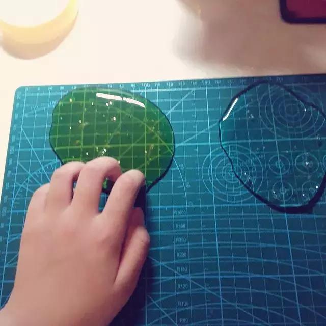 爸爸给儿子买的玩具儿子却吓哭了,爸爸给儿子买的搞笑玩具