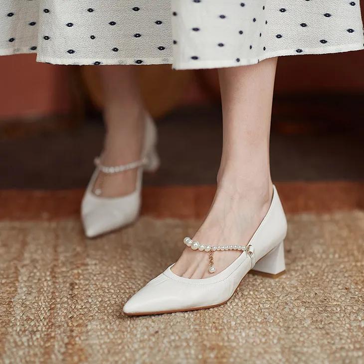 春款新款单鞋上新,今春单鞋的款式