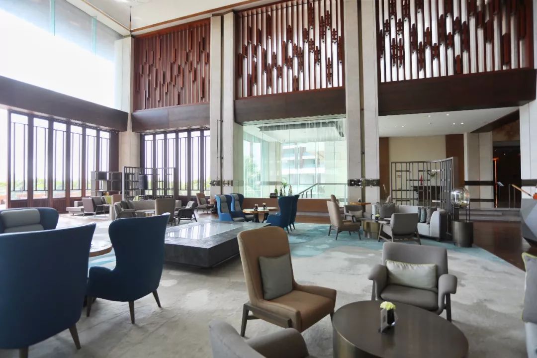 上海去三亚飞到哪里比较划算,上海飞三亚旅游