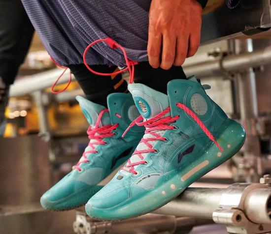 韦德之道9新配色发售,韦德之道9鞋面容易烂吗