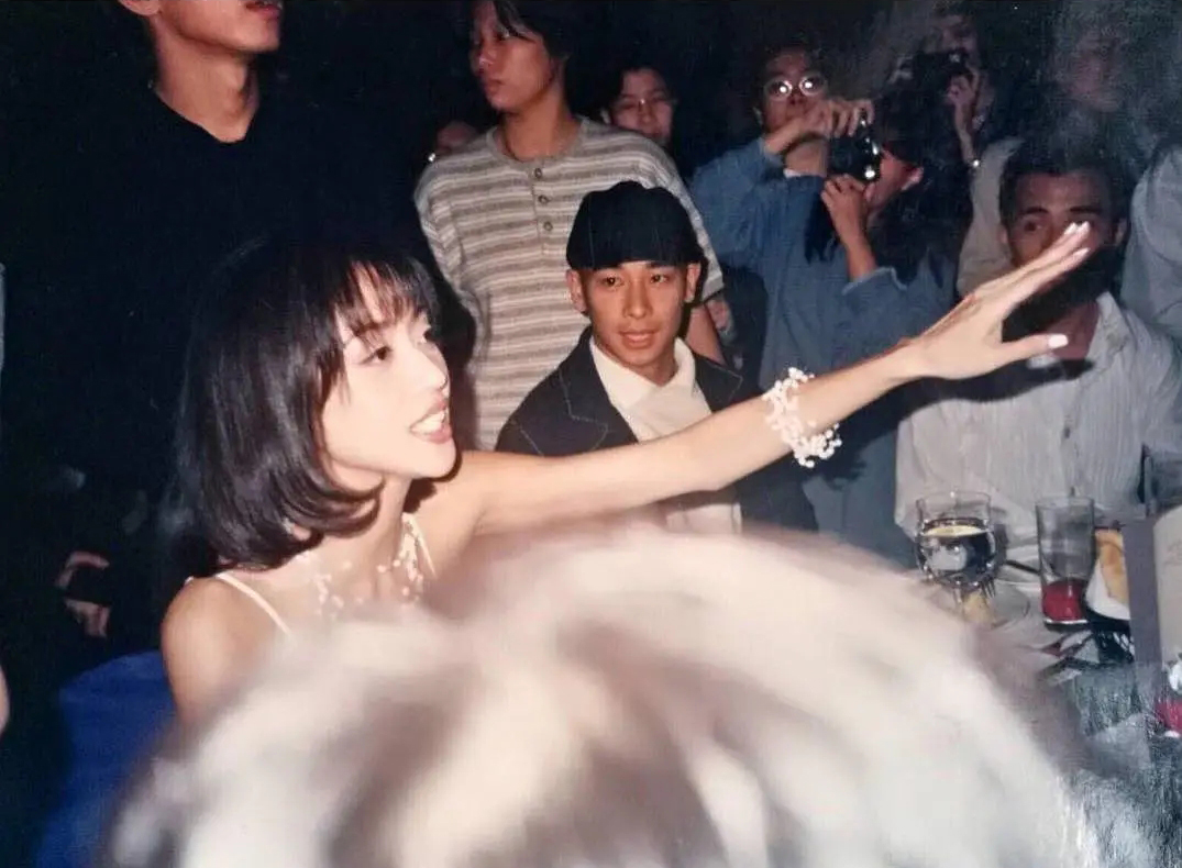 梅艳芳一生何求群星,梅艳芳终身未嫁