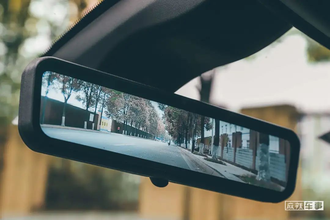 全新君威gs2.0t,君威gs新款试驾视频