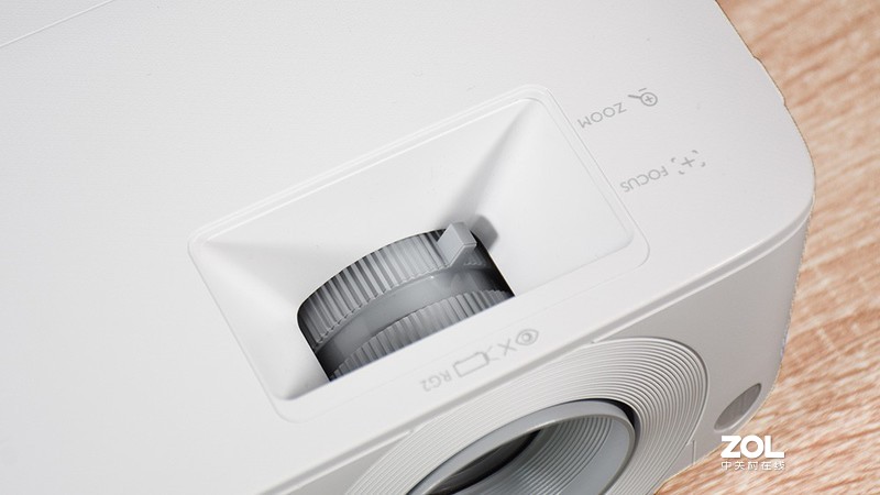 数字化办公场景体验,明基e580智能投影机