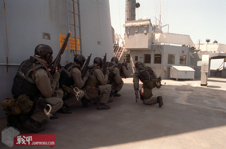 折腾九年，就拿出这点东西凑外拍？（上）